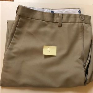 Dark khaki men’s dress pants, haggar, flat front